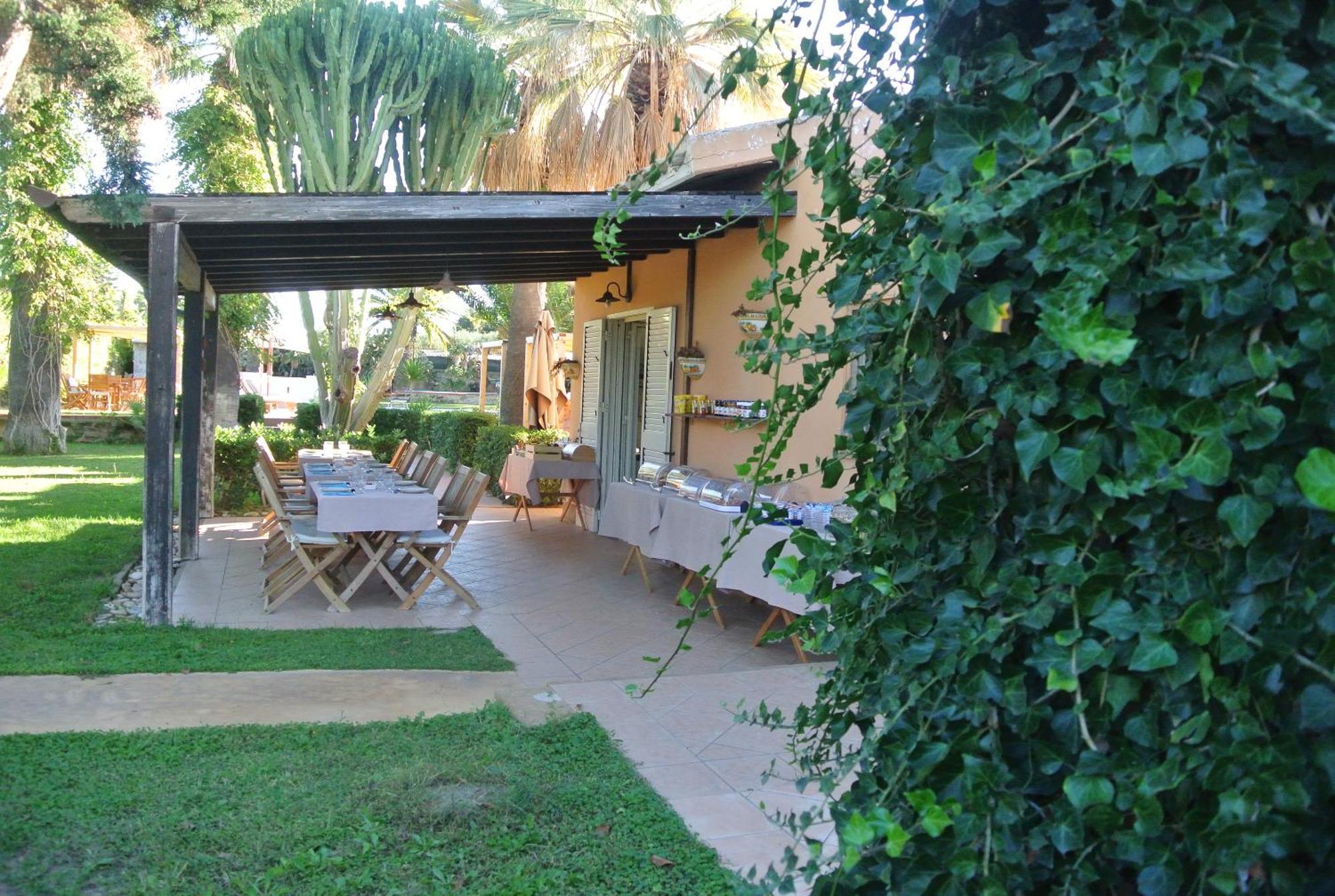 Villa Carlotta Resort San Leone Exterior photo