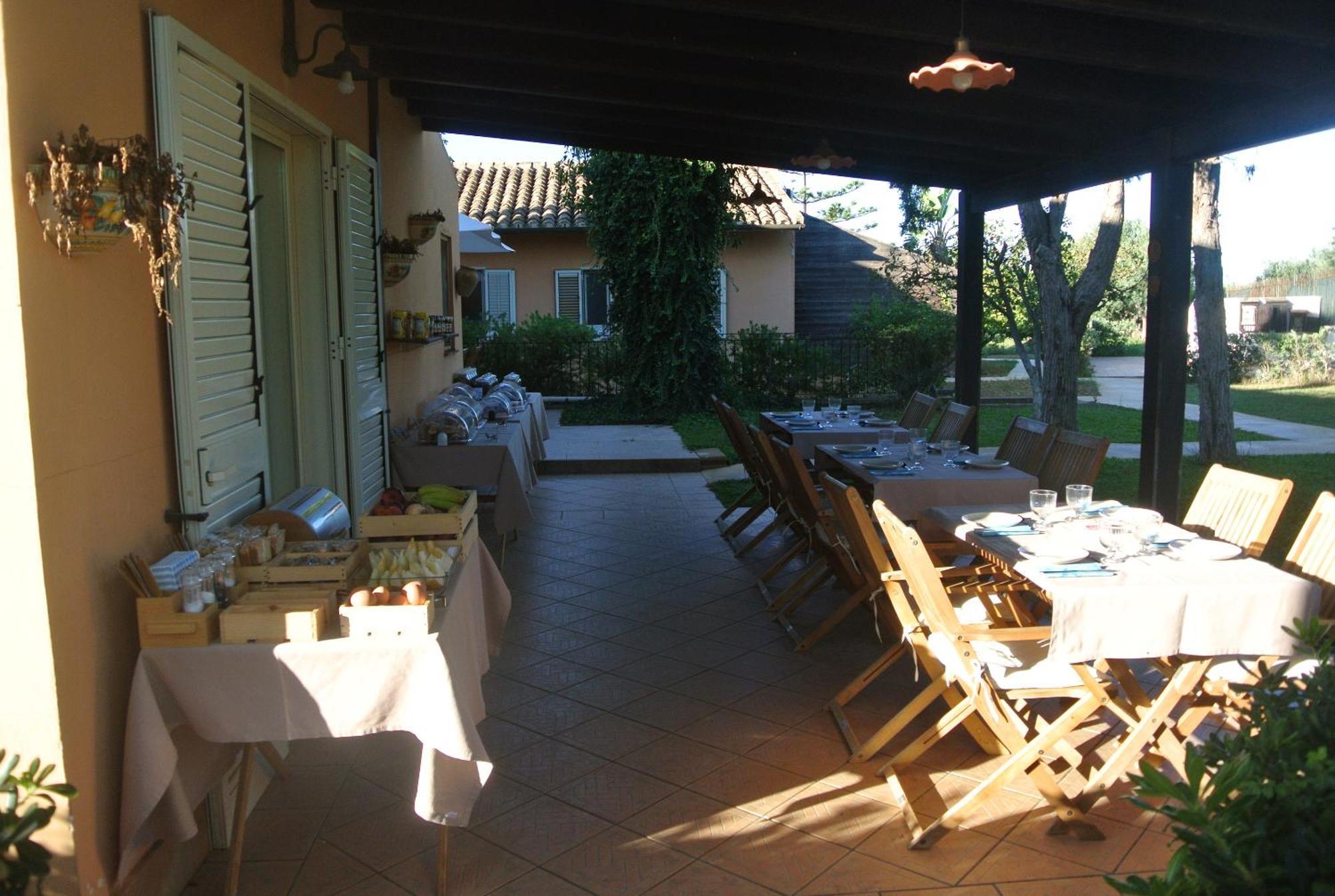 Villa Carlotta Resort San Leone Exterior photo